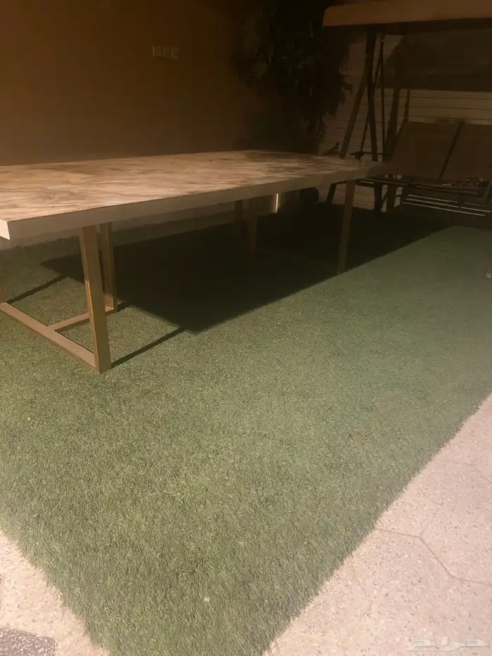 اثاث كنبات وطاولة طعام 25