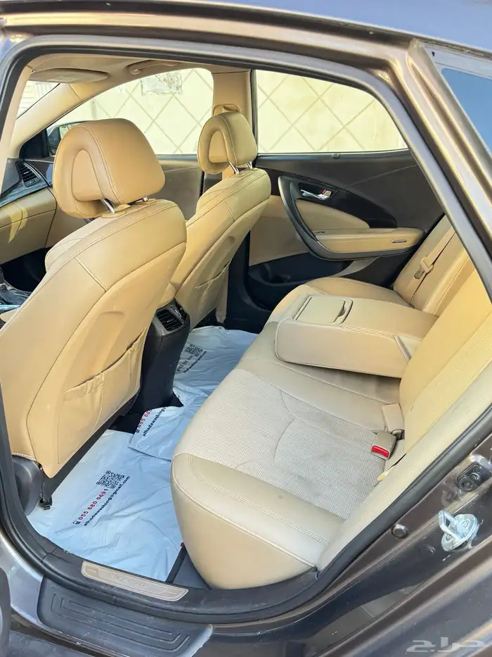 ازيرا 2016 فل كامل للبيع او للبدل 8