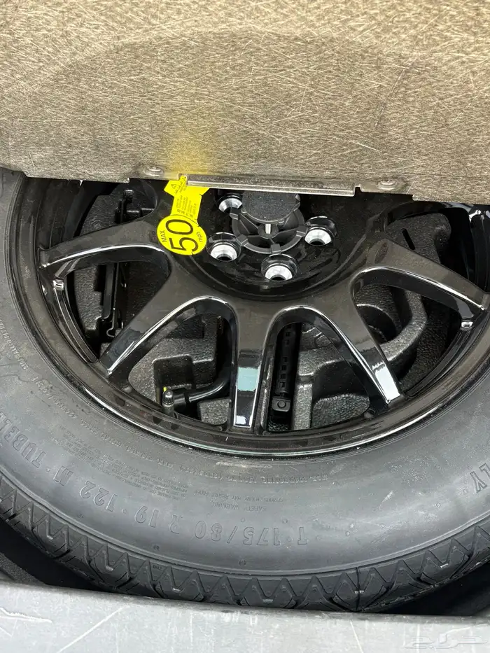 رنج روفر فيلار وارد الناغي تحت الضمان 17