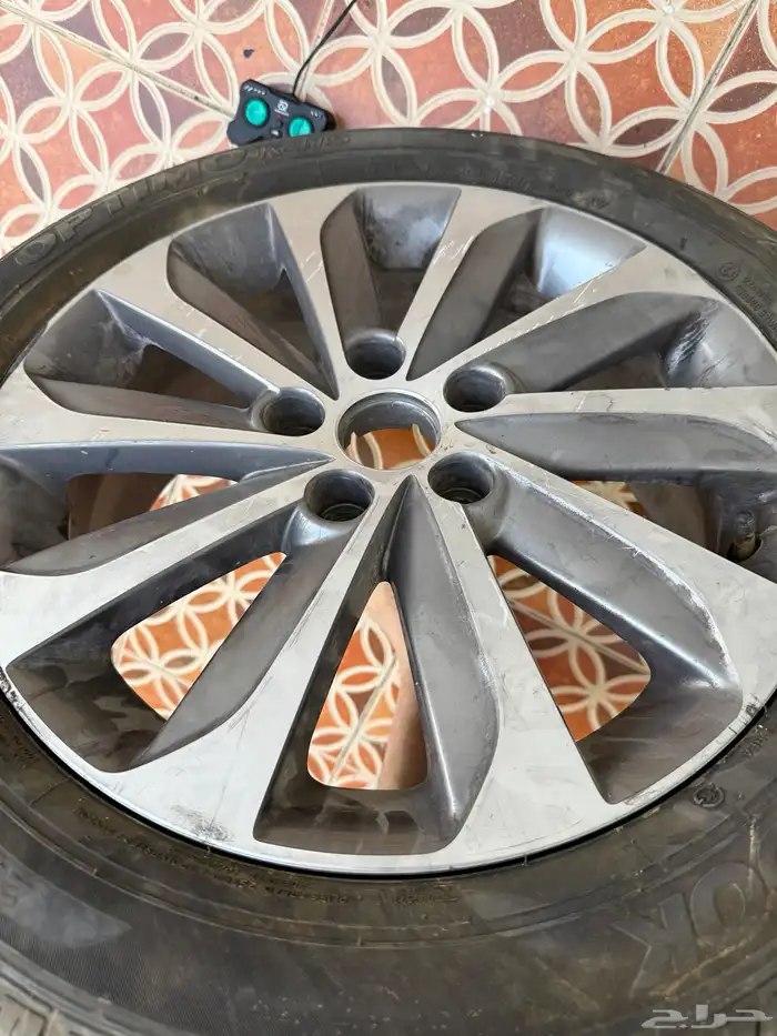 للبيع جنط سوناتا 2013 2