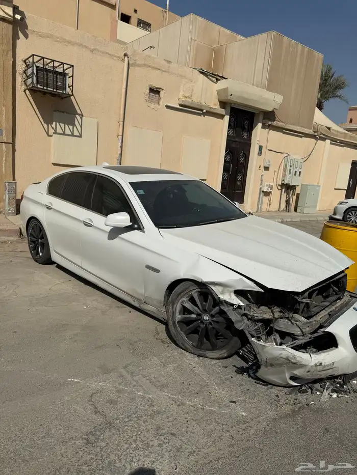 بي ام 2011 - 523 - 6 سلندر مصدوم للبيع 0