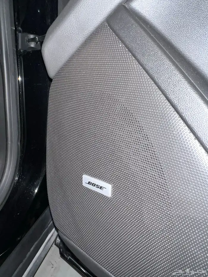 كاديلاك xt6 2020 33