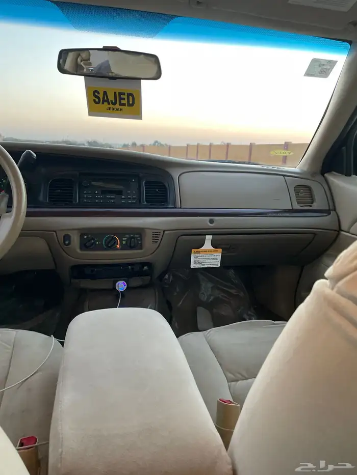 للبيع فورد فكتوريا 2011 سعودي 14