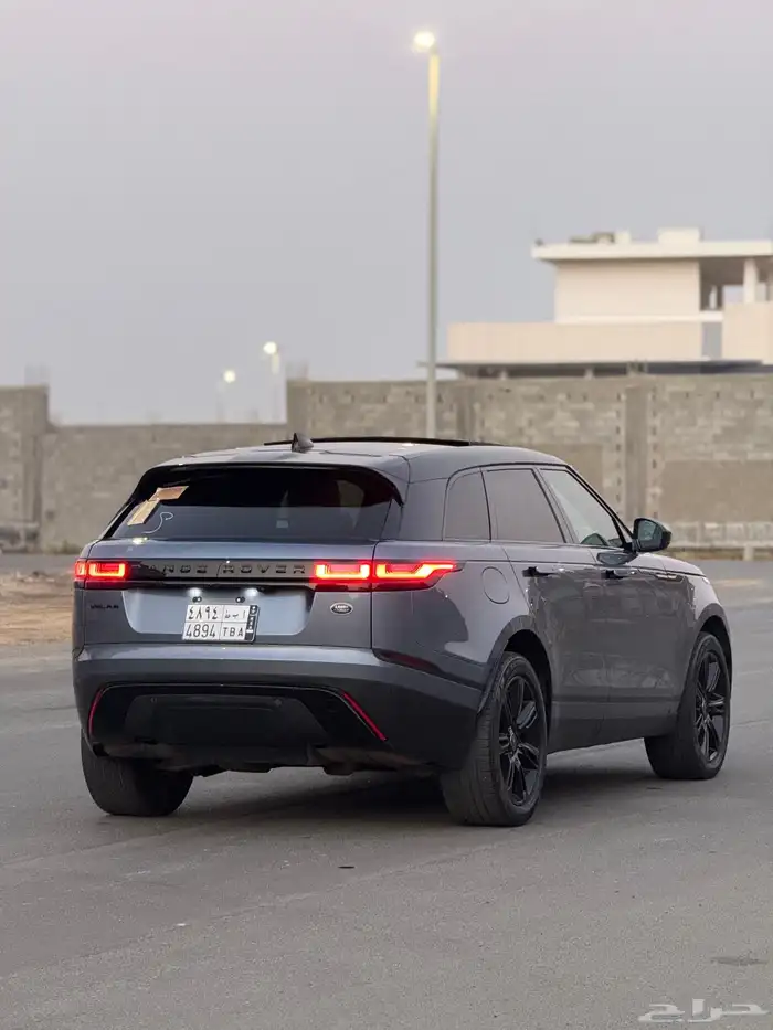 لاند روفر فيلر 2023 4