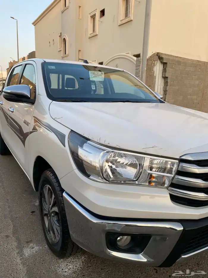 هايلوكس 2018 فل كامل وكاله ممشى 53الف مخزن بدون دبل 2