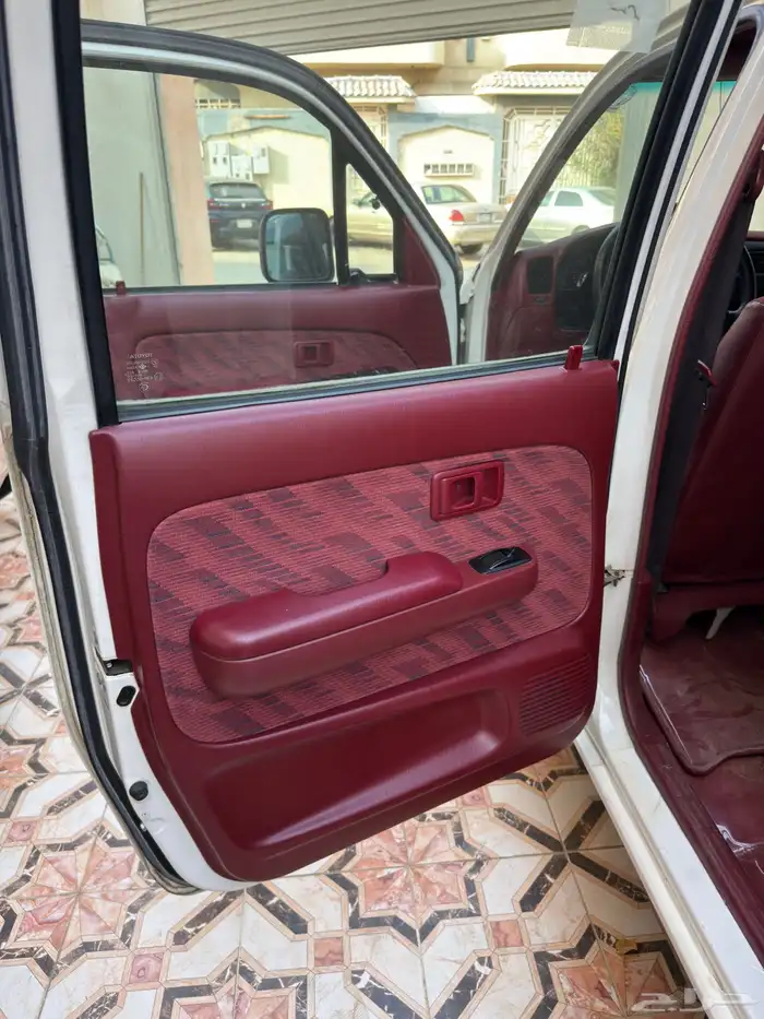 هايلكس 2001 مخزن 9