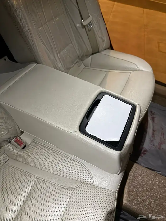 ازيرا 2021 سمارت 6 سلندر بنزين نظيفه جدا  ( الوكيل سعودي ) 11