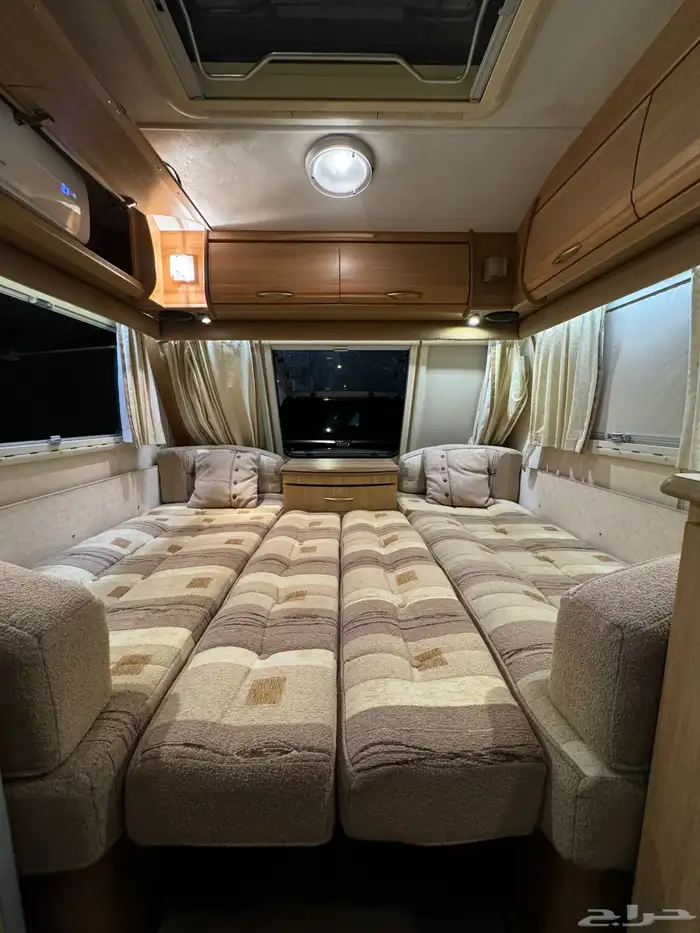 كرفان اوربي 5 متر ونص ( نظيف جدا ) 50