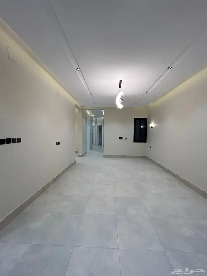 للبيع شقق علوية تشطيب ومساحة ممتازة حي الزهور -المحالة أبها 6