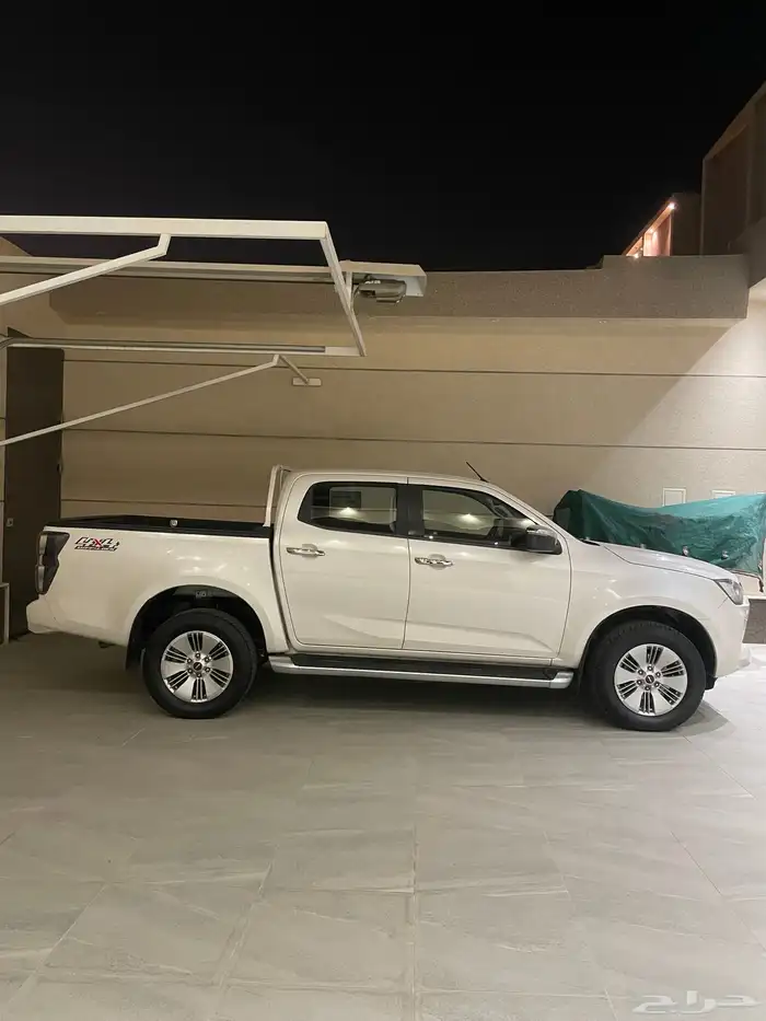 ايسوزو ديماكس 2022 1