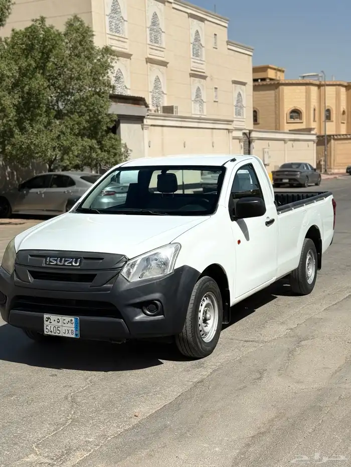 للبيع سيوزو ديمكس 2022 2