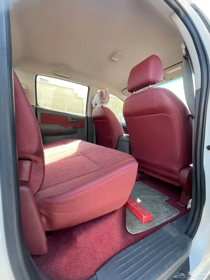 تويوتا- هايلوكس-2013-GLX-غمارتين- دبل- تماتيك- بنزين 24