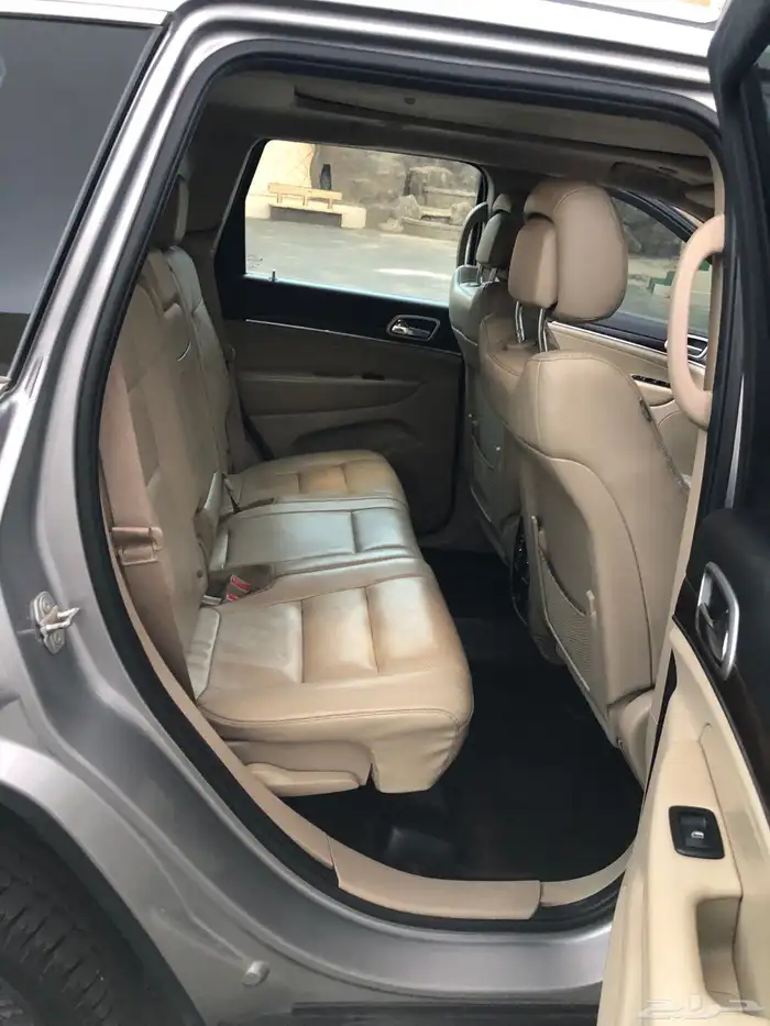 جراند شيروكي ليمتيد 2018 فل كامل ممشي قليل وكاله 19