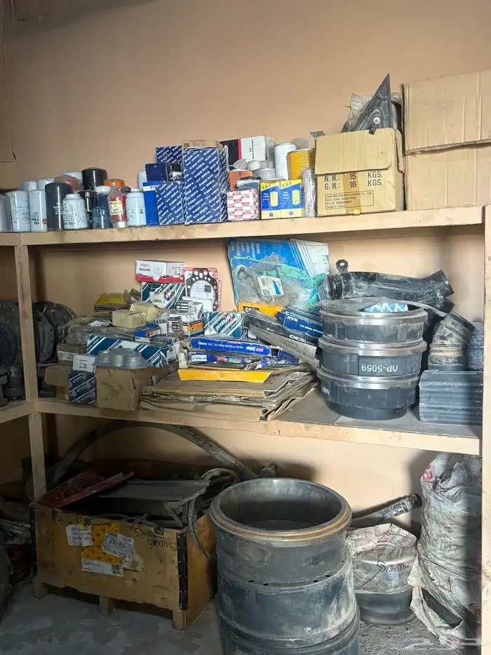 قطع غيار وفلاتر معدات ثقيله 2