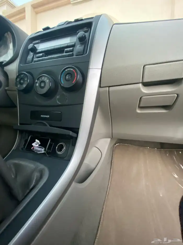 ( تم البيع )كورولا 2009 مخزن 72 الف كيلو قير عايدي 25