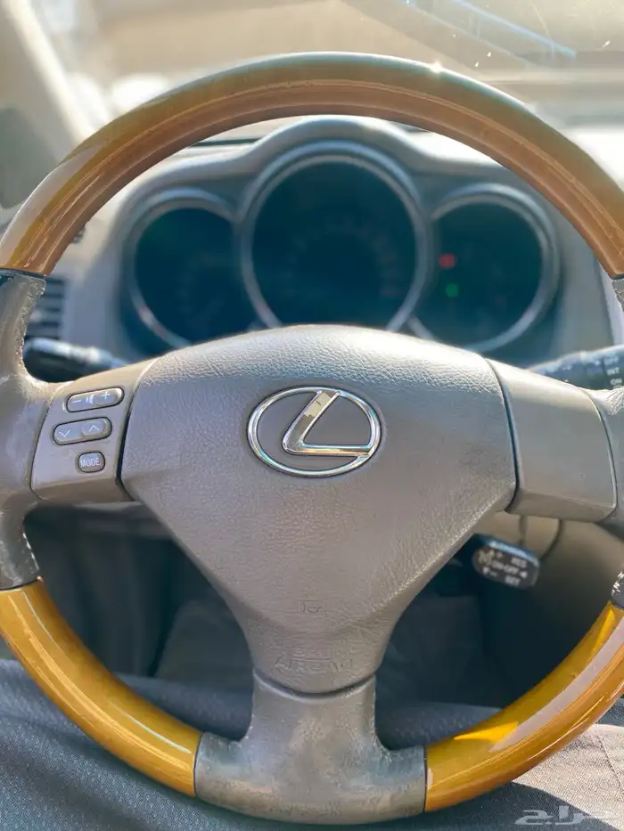 لكزس RX330 ار اكس 2004 نظيف للبيع 3