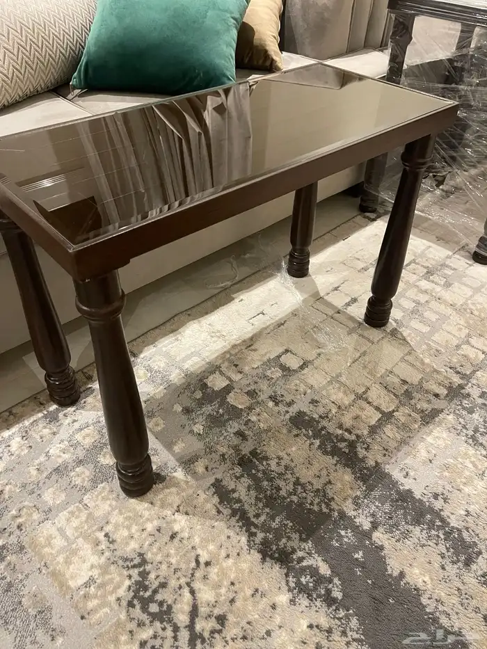 طاولات تفصيل حسب طلب 35