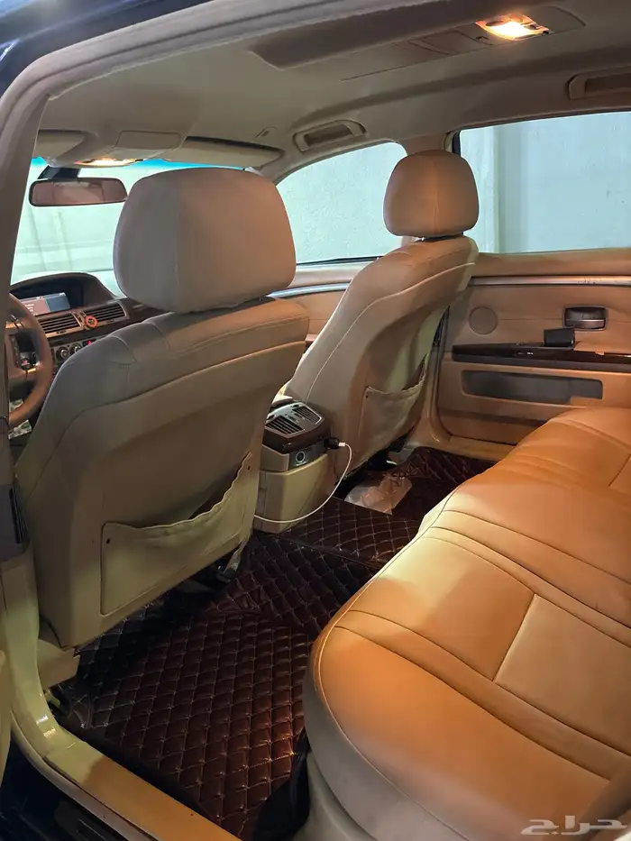 بي ام دبليو 730 18