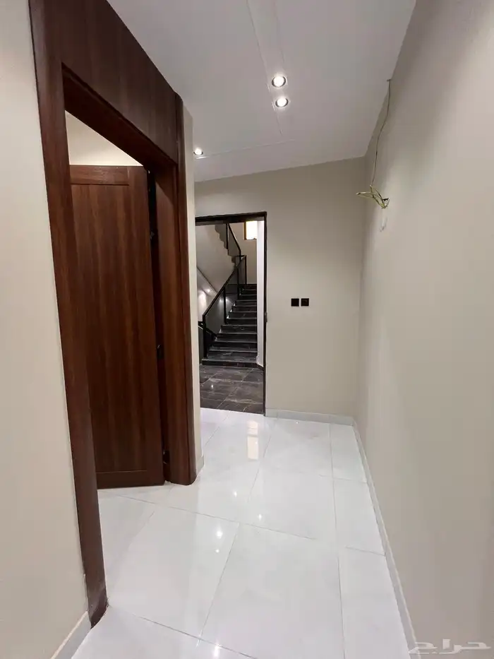 ادوار ارضيه وارواف علويه بالمحالة ابها قرب استاد المحالة 31