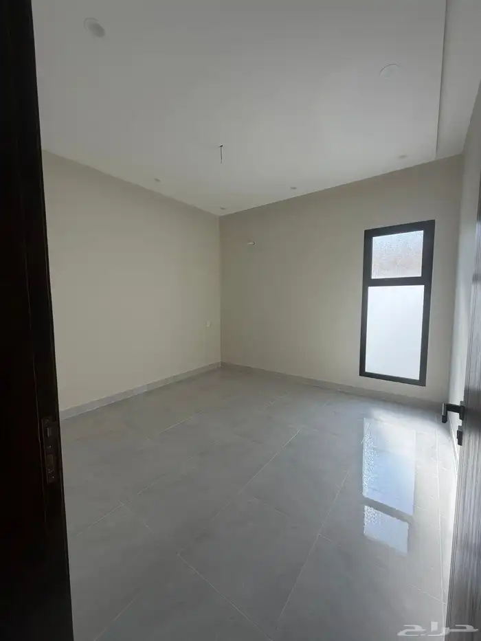 شقق ارضيه حي البوادي 11