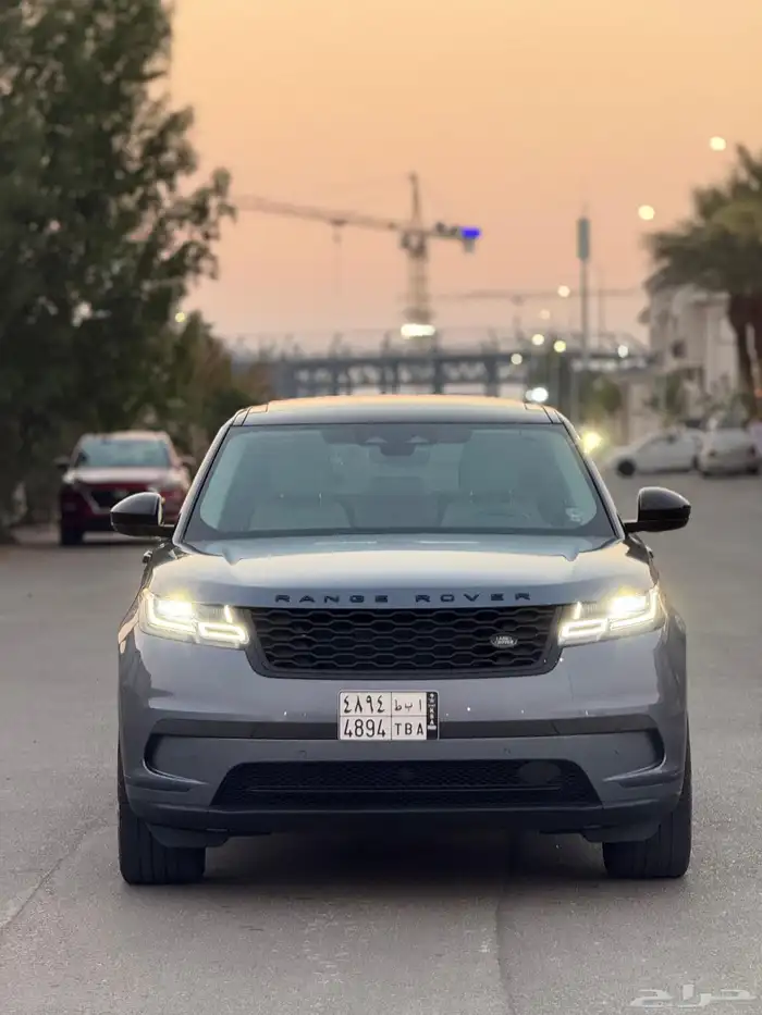 لاند روفر فيلر 2023 30