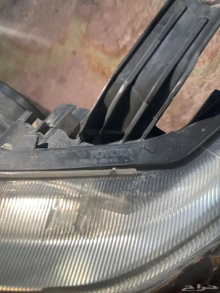 سست وقطع هايلوكس ومسجلات وشمعات 4