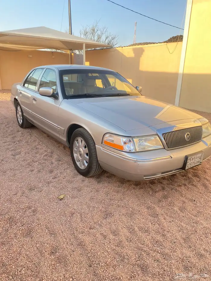 فورد قراند ماركيز 2004 وكاله وعلى الفحصللبيع او البدل 4