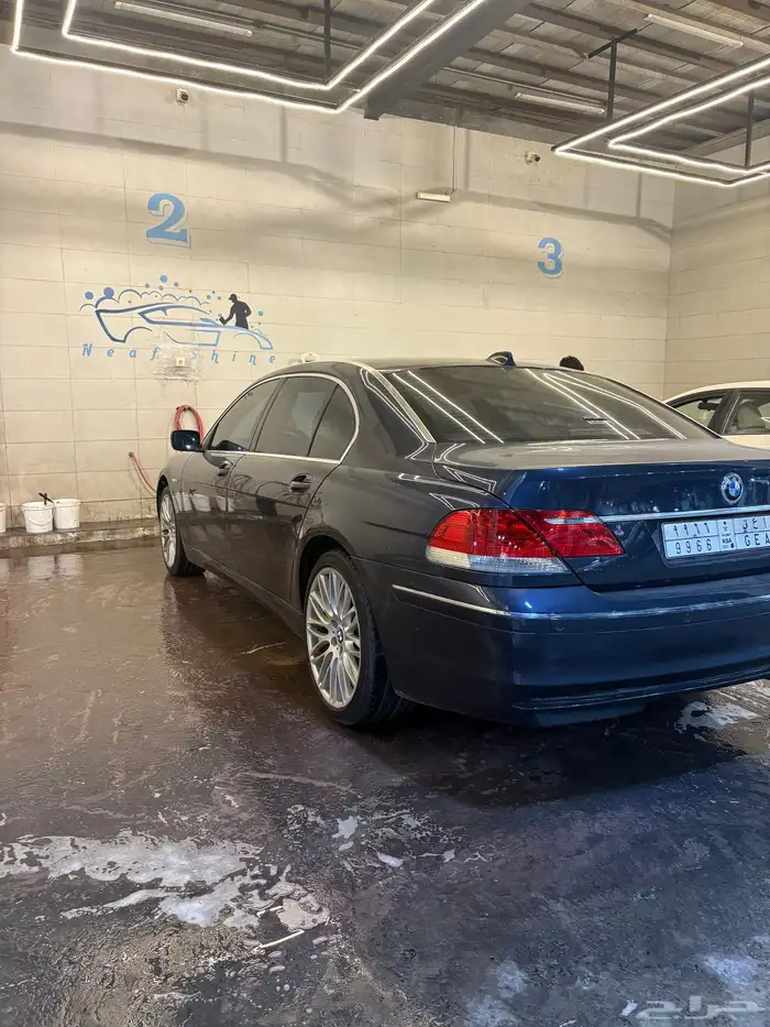 بي ام دبليو 730 1