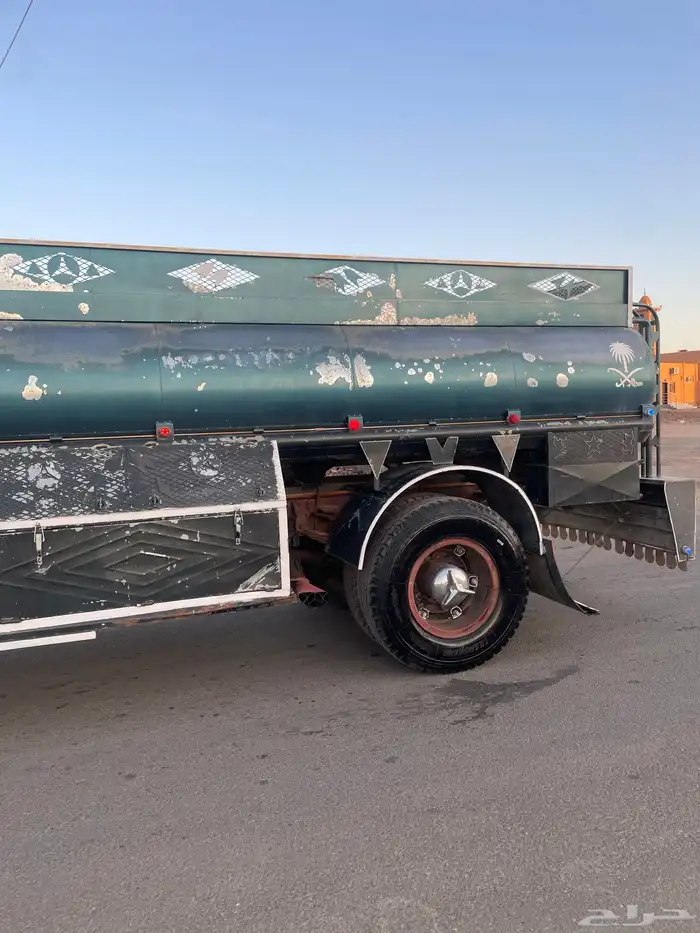 عايدي وايت 1