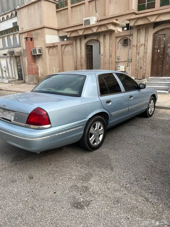 فورد فكتوريا 1