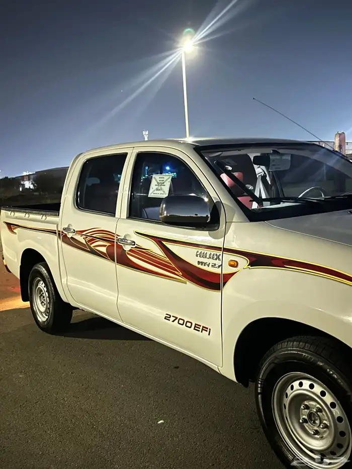 هايلوكس 2010 شد بلد يحمل لوحه مكرر 23