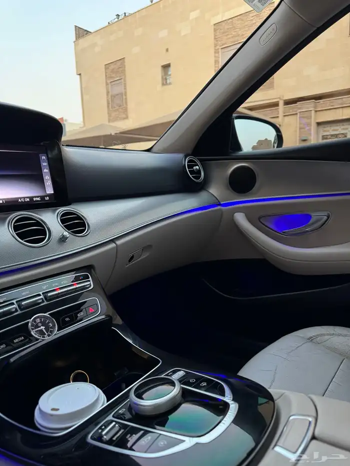 للبيع مرسيدس E200 موديل 2018 جفالي 11