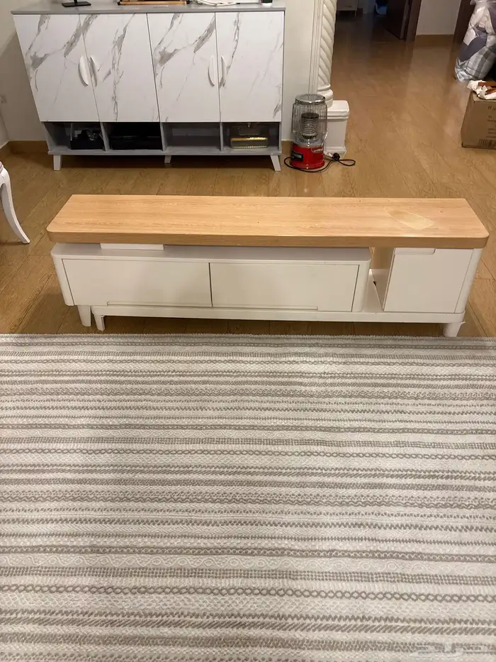 طاولة تلفزيون 0