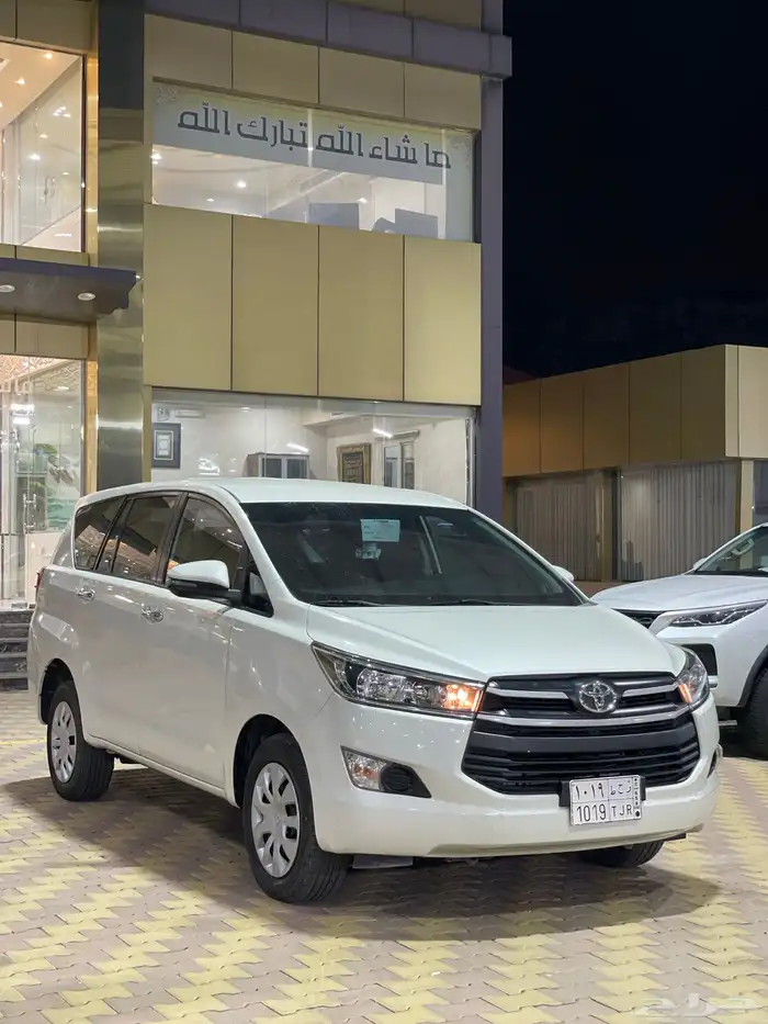 تويوتا انوفا ديزل 2022 شبه جديد 3