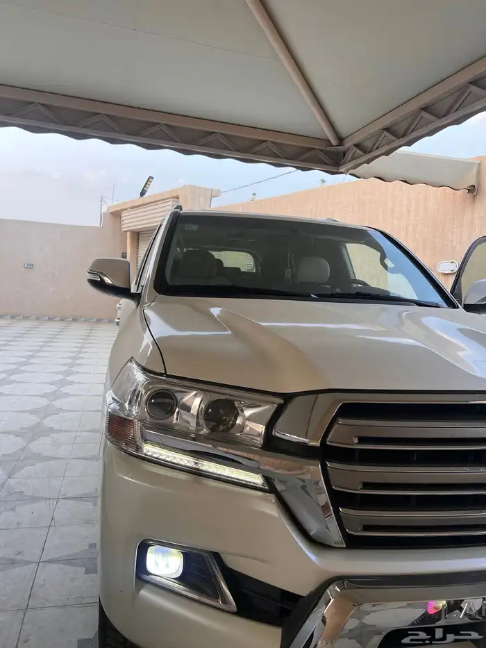 نوع المركبه لاندكروزر - بنزين 6 سلندر 7