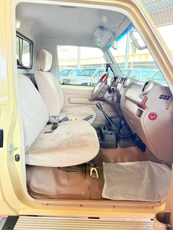 تويوتا شاص رفرف سعودي موديل 2018 27