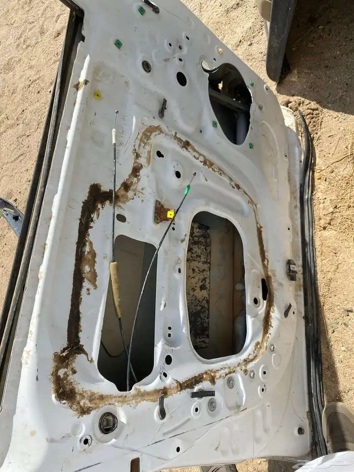 باب سكويا يسار امامي وكالة 1