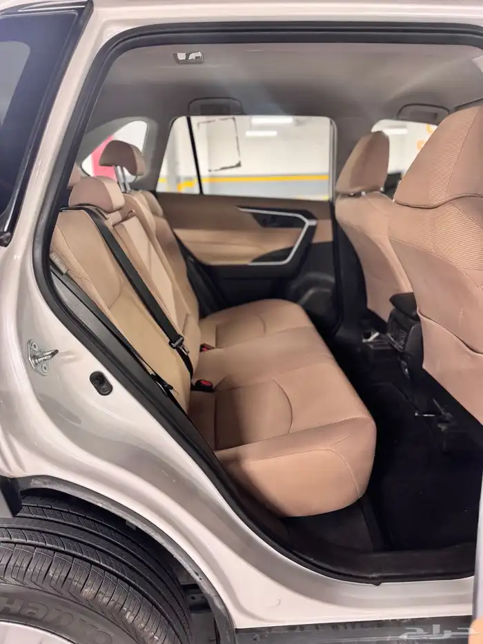 تويوتا راف فور موديل 2021 16