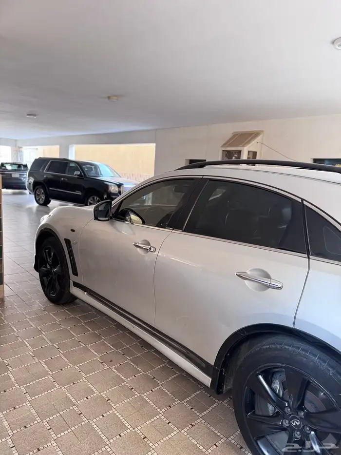 انفنتي QX70s فل كامل 5