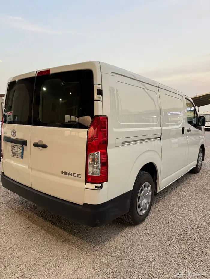 تويوتا هاي اس فان بضاعة 2025 ديزل 2