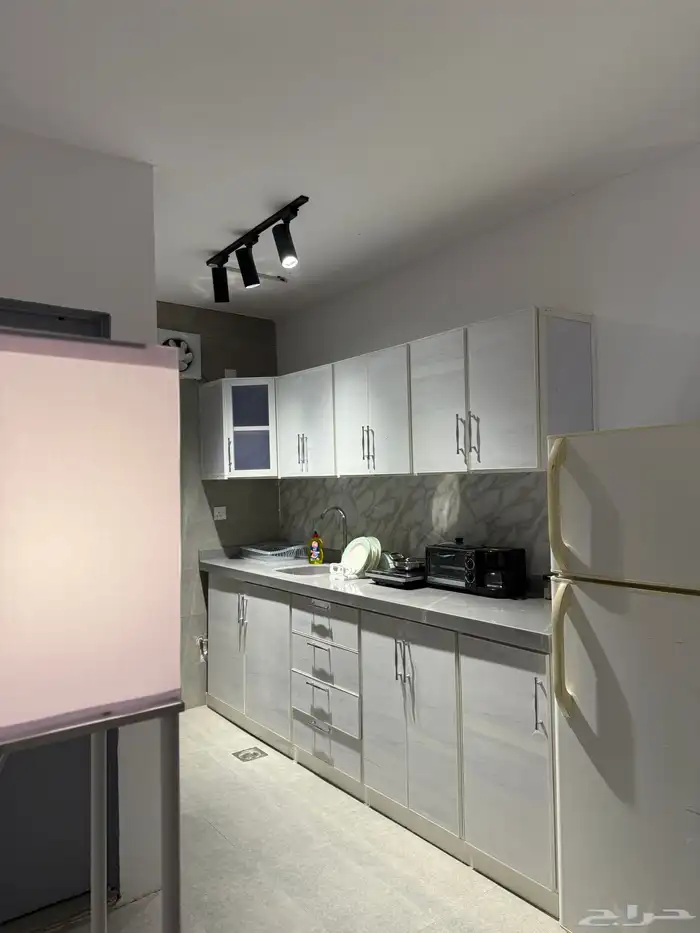 شقة استيديو مفروشه للإيجار اليومي او الشهري ينبع الصناعيه 2