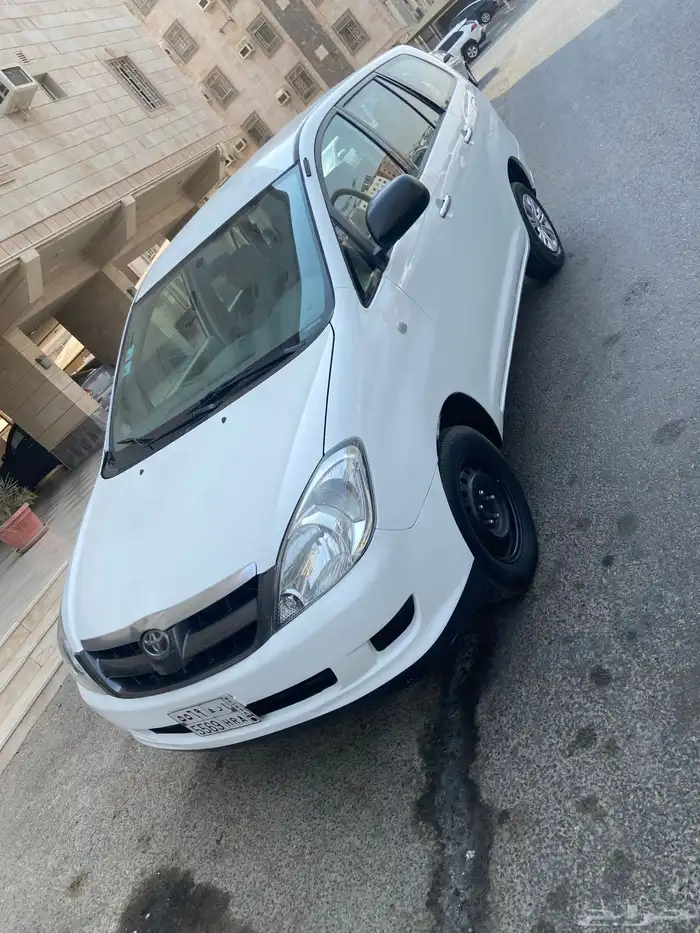 تيوتا أنوفا 5