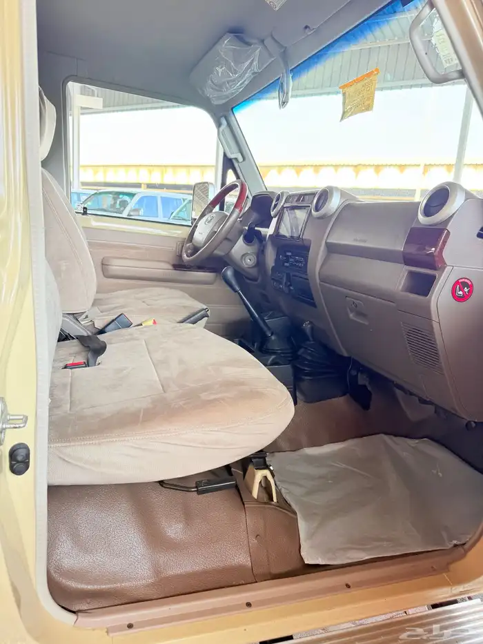 تويوتا شاص رفرف سعودي موديل 2018 29