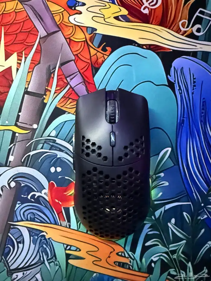 للبيع  PC قيمنق شبه جديد مع شاشة 180Hz 2