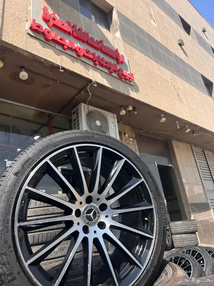 جنوط وكفرات مرسدس اصلي وكاله مقاس 20معا كفرات صيني تاريخ 25 7