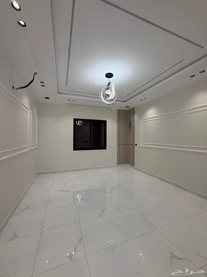 للبيع شقق علويه بالقرب من حي الضيافه طريق ابها الخميس 14