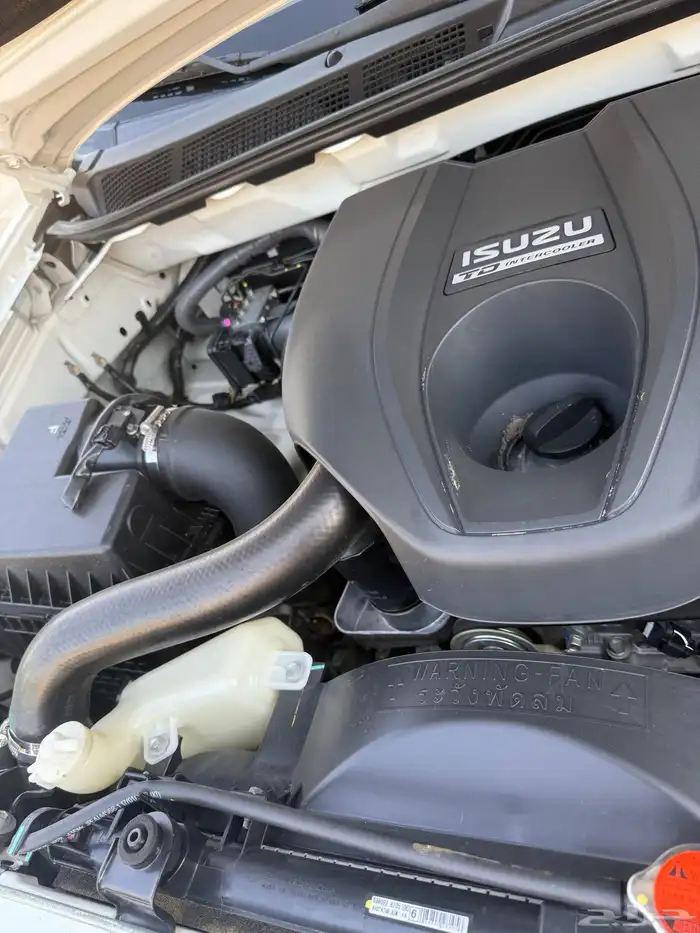 للبيع ايسوزو موديل 2022 نظيفة 15