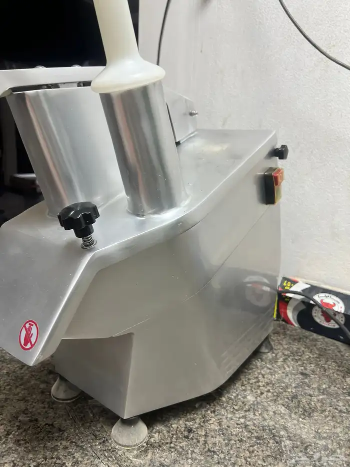 قطاع خضار مستعملة للبيع 1