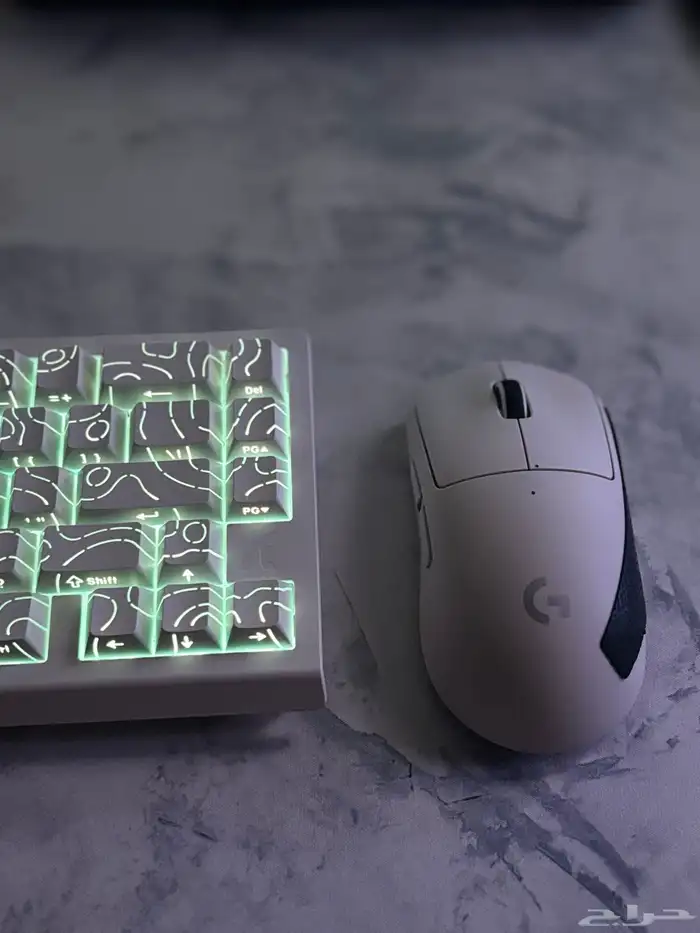 ماوس R8 و كيبورد اتاك شارك جميعهم استخدام شهر 2