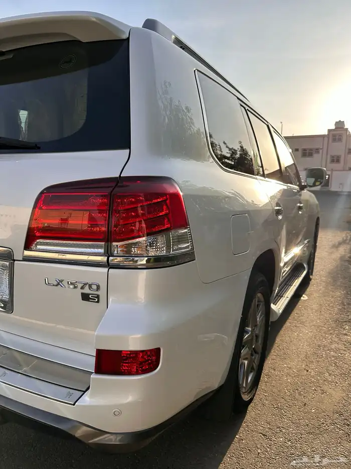 لكزس 2014 DD بريمي 9